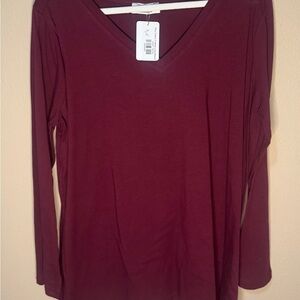 Zenana Outfitters burgundy Fitted Blouse​